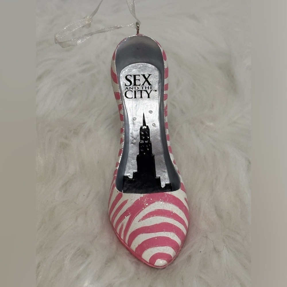 (181)Sex and The City Pink & White Striped Women's Decorative Shoe Ornament